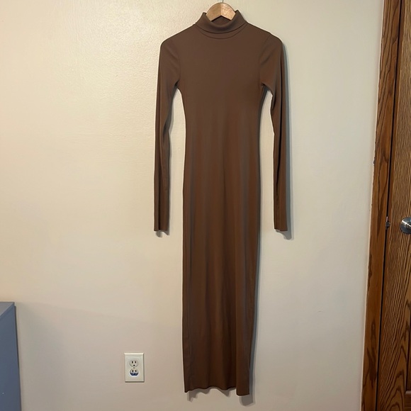 Eterne Long Sleeve Turtleneck Maxi Dress in Earth - Picture 2 of 8